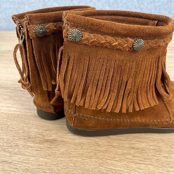 Minnetonka Womens Hi Top Back Zip Western Bootie Shoes Size 6 Brown Suede Fringe - Picture 6 of 11